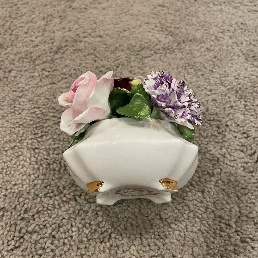Hand Made Hand Painted‎ Radnor Bone China Floral Porcelain Bouquet - Multicolor